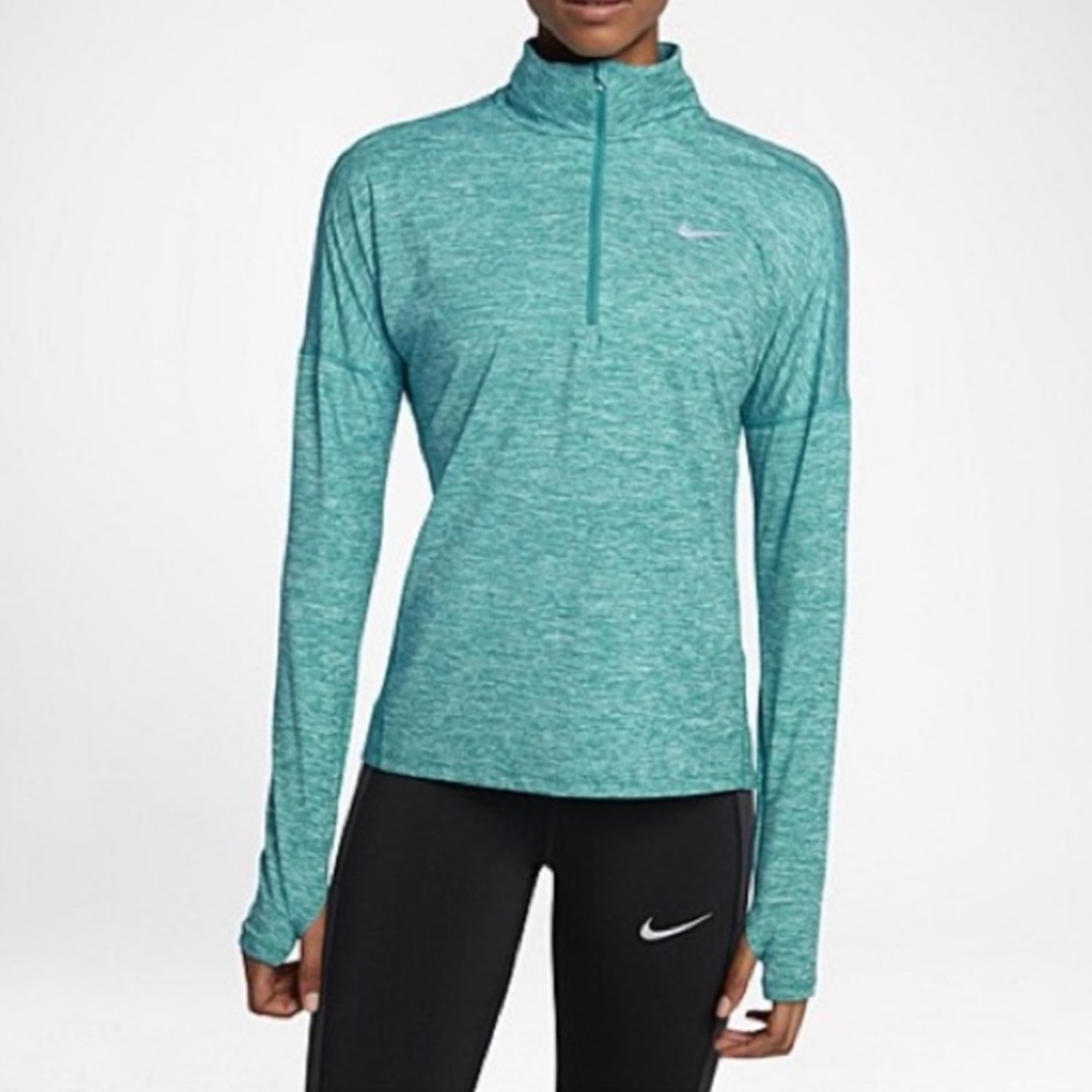 Nike 1/2 zip element top